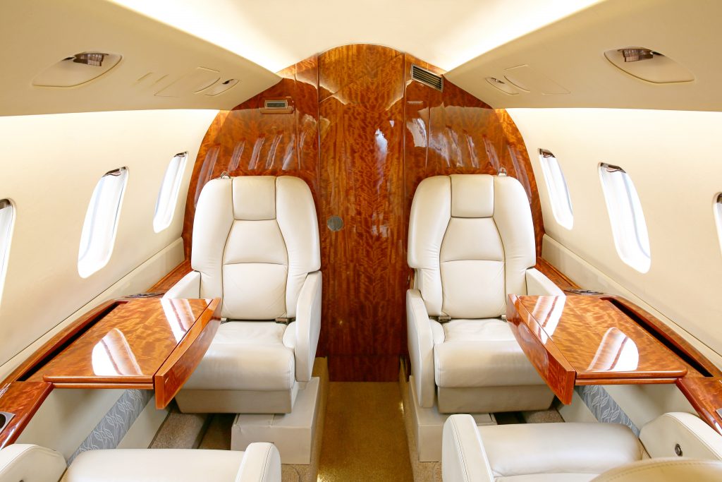 ιδιωτική πτήση στο Piaggio Avanti P.180 II